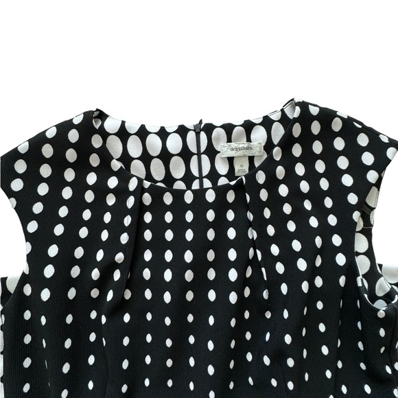 Dressbarn woman’s Dotted Cap-Sleeve Belted Sheath Dress with scoop neck size 12 - Picture 8 of 12